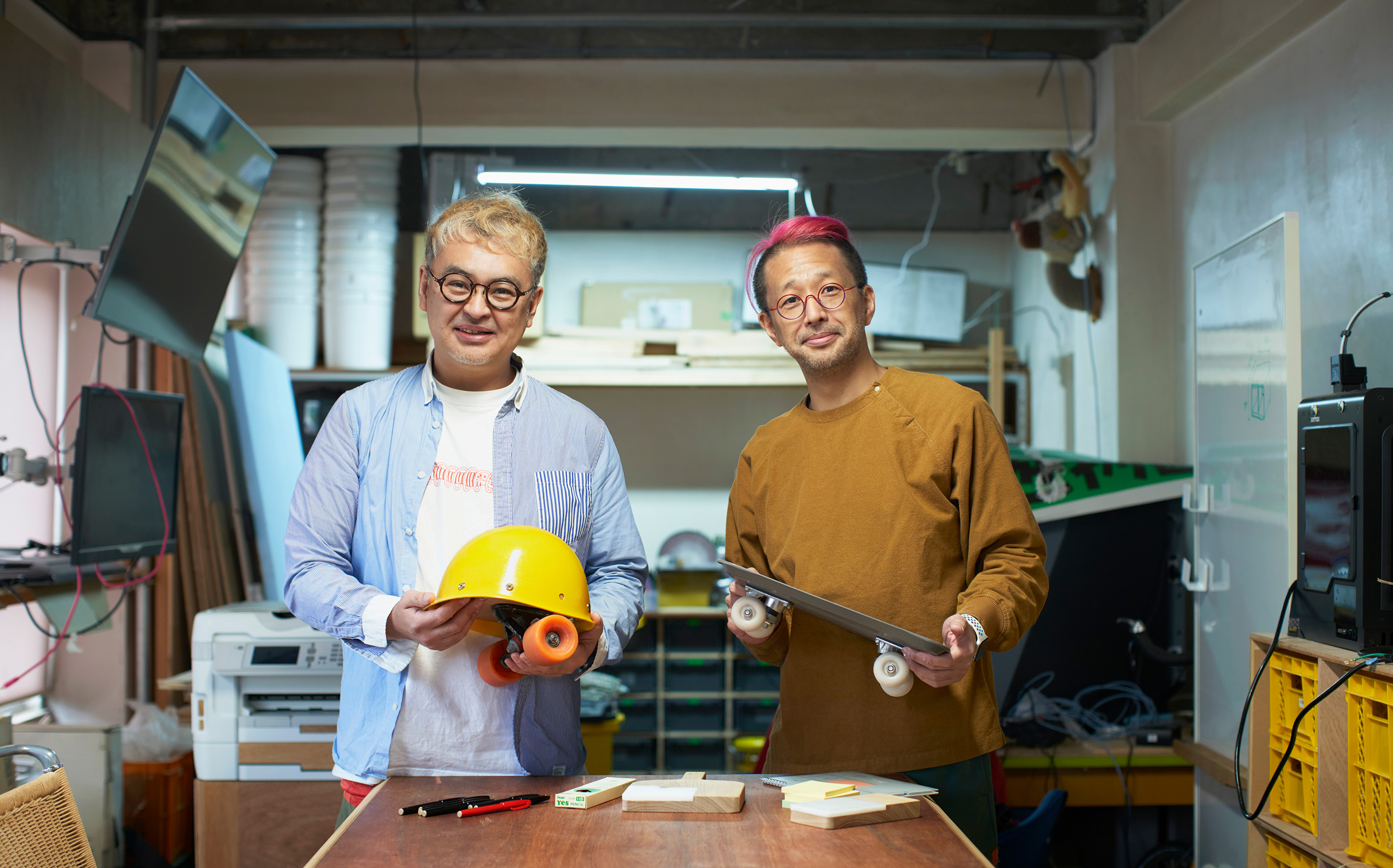 ちょっとした“モノ”から、コミュニケーションは動き出す。 岩沢兄弟・いわさわひとしさん/いわさわたかしさん