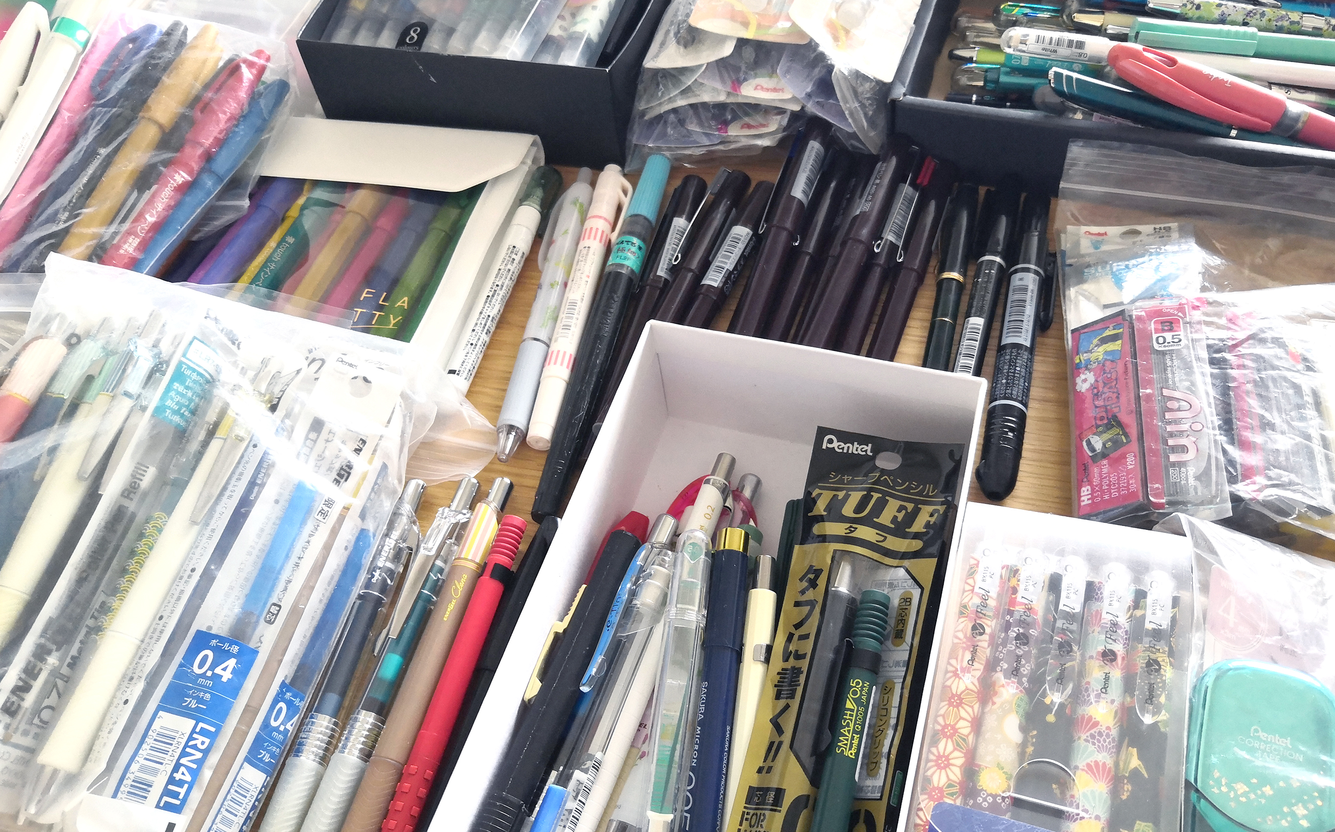 文具メーカー社員は何本のペンを持っているのか?〜家のペン全部出してみた〜
